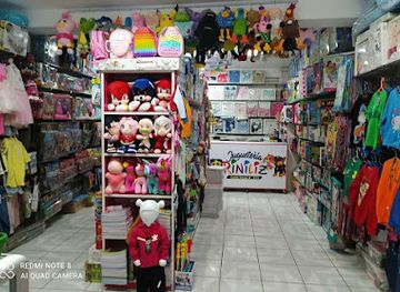 peru/nazca-lines/shop/bazar-jugueteria-briniliz