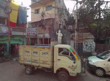 india/kolkata/shop/kolkata-clothing-store