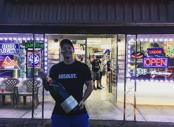 nevada/boulder-city/shop/hoover-dam-mini-mart-liquor-smoke-shop