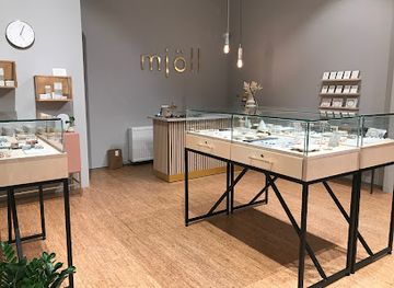 iceland/kopavogur/shop/mjoll