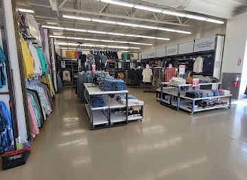 puerto-rico/mayaguez-region/shop/old-navy