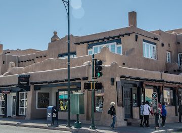 new-mexico/jemez-mountains/shop/detours-at-la-fonda