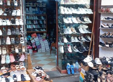 lebanon/tripoli/shop/check-in-boutique