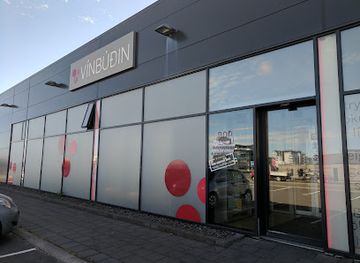 iceland/keflavik/shop/vinbuoin