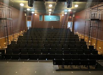 nebraska/fort-robinson-state-park/shop/post-playhouse