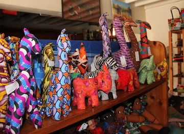 kenya/nairobi/lavington/shop/mikono-the-refugee-crafts-shop