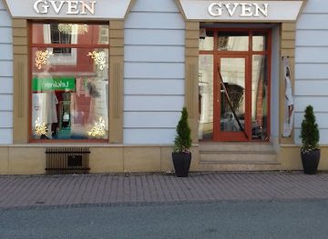 slovakia/banska-bystrica/shop/gven-saty-damske-a-panske-spolocenske-saty-svadobne-oblecenie-stuzkove