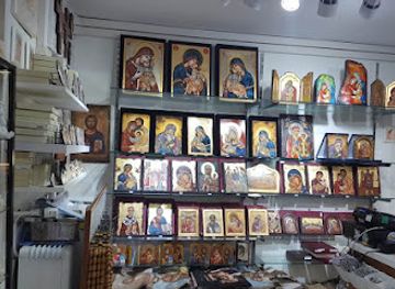 vatican-city/st-peter-s-square/shop/sacris-articoli-religiosi-e-souvenirs