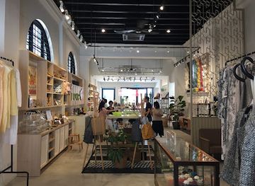 Mano Plus Select Store