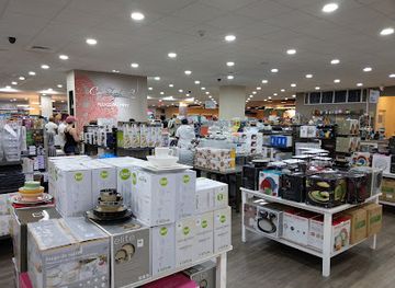 barbados/animal-flower-cave/shop/bridgetown-duty-free-broad-street