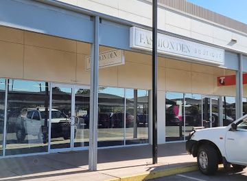 australia/far-west/shop/the-fashion-den