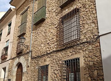 spain/cuenca/shop/centro-comercial-cuatro-caminos