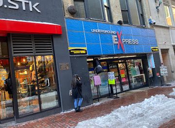 massachusetts/boston/shop/underground-express-souvenir-shop