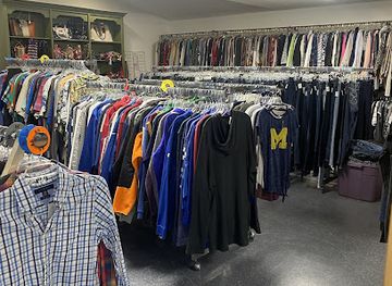 indiana/pokagon-state-park/shop/gypsy-jane-s-closet