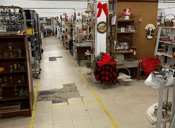 New Bedford Antiques At The Cove