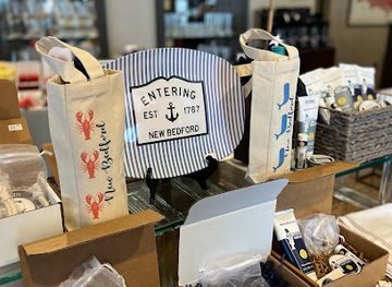 massachusetts/new-bedford/shop/salt-and-sole