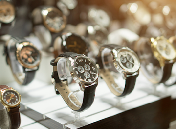 ireland/kilkenny/shop/moon-behind-the-hill