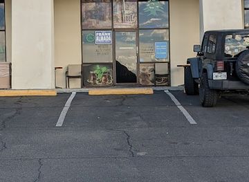 texas/el-paso/kern-place/shop/university-hill-plaza