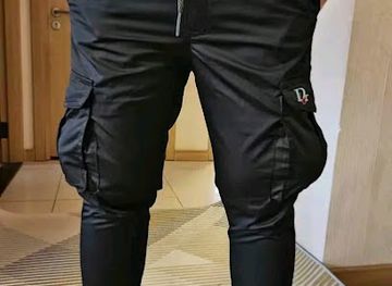 niger/niamey/quartier-plateau-5/shop/woman-s-shop