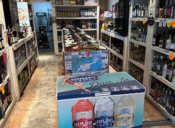 south-carolina/folly-beach/shop/folly-beach-red-dot