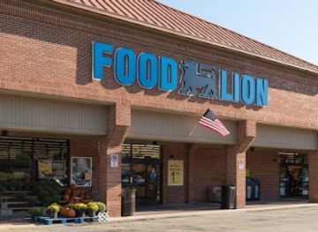 north-carolina/durham-area/shop/woodcroft-shopping-center