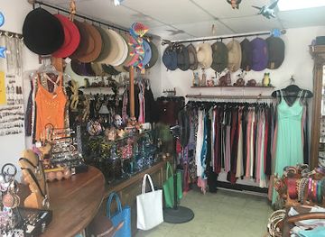 belize/san-pedro/shop/mambo-chill-boutique