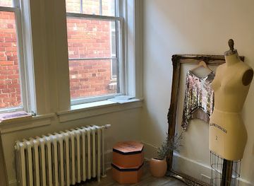 canada/regina/downtown-regina/shop/the-dress-form