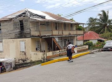 jamaica/morant-bay-area/shop/morant-bay-market
