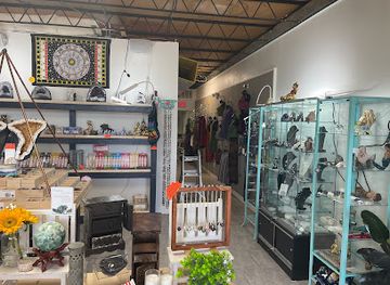 florida/cocoa-beach/shop/la-geoda-quartz-cocoa-beach