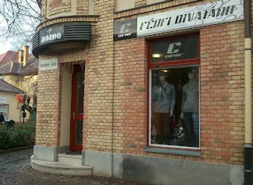 hungary/vac/shop/corner