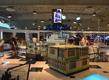 uruguay/rocha-coast/shop/sineriz-shopping-y-free-shop