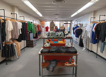 virginia/danville/shop/hold-em-boutique