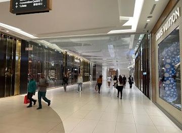 south-africa/gauteng/shop/nelson-mandela-square