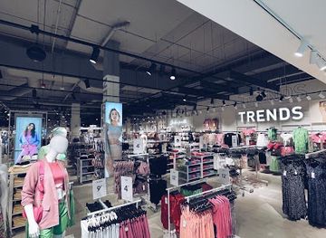 slovakia/horna-nitra/shop/sinsay