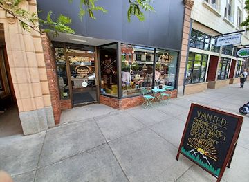 montana/great-falls/shop/the-farmer-s-daughter-fibers