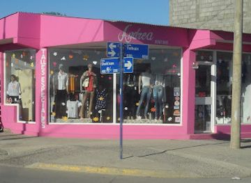 argentina/tierra-del-fuego/shop/andrea-boutique