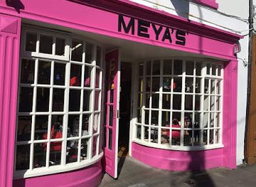 ireland/county-clare/shop/meya-boutique
