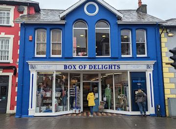 united-kingdom/dyfed/shop/box-of-delights