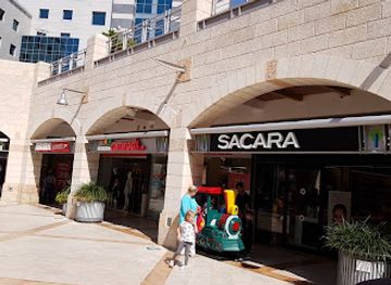 israel/herzliya/shop/azrieli-mall-herzelia