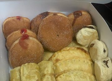 saint-vincent-and-the-grenadines/saint-andrew/shop/pastry-paradise