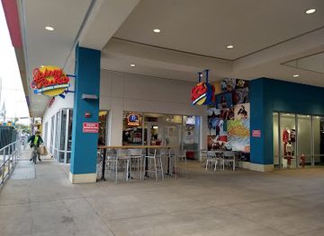 texas/laredo/shop/streets-of-laredo-urban-mall