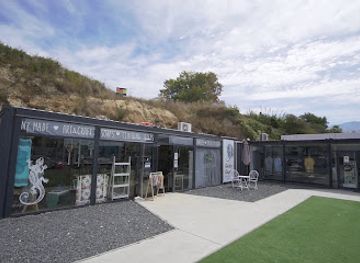 new-zealand/kaikoura/shop/kaikoura-container-mall