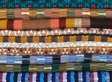 guatemala/lake-atitlan/shop/women-weavers-cooperative-santa-cruz