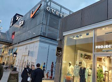 france/normandy-beaches/shop/honfleur-normandy-outlet