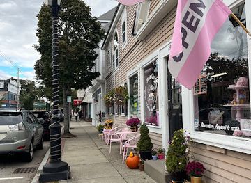 Pirate Girl Smoke Boutique