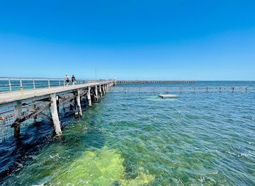 australia/yorke-peninsula/shop/moonta-bay-jetty