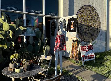 california/berkeley/shop/b-league