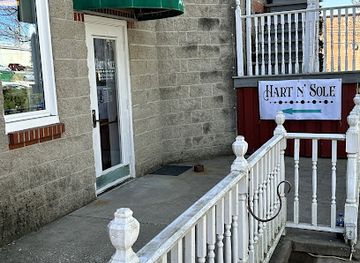 pennsylvania/laurel-highlands/shop/hart-n-sole