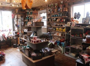 canada/newfoundland-and-labrador/shop/skipper-joe-s-souvenirs