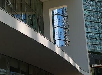 italy/milan/porta-nuova/shop/porta-nuova-shopping-district